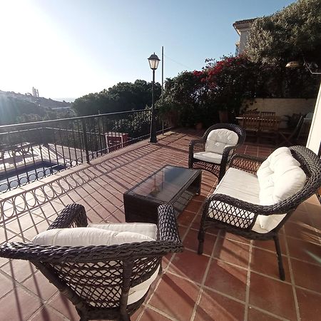 Apartamento En Villa Con Piscina 马拉加 外观 照片